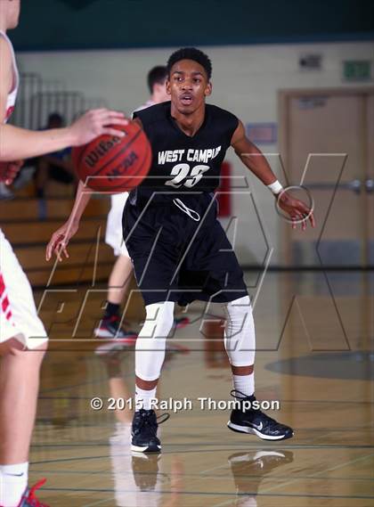 Thumbnail 2 in West Campus vs. Bella Vista (Adidas Challenge) photogallery.