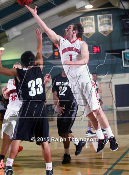 Thumbnail 2 in West Campus vs. Bella Vista (Adidas Challenge) photogallery.