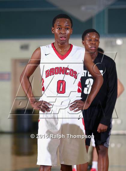 Thumbnail 1 in West Campus vs. Bella Vista (Adidas Challenge) photogallery.