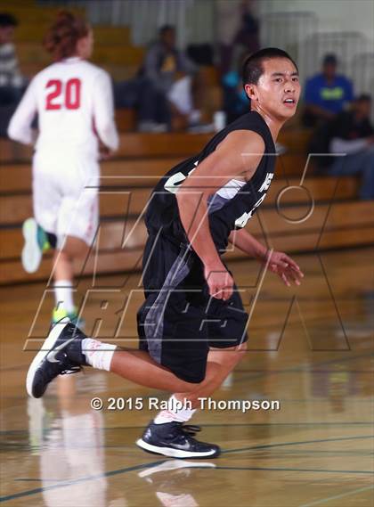 Thumbnail 3 in West Campus vs. Bella Vista (Adidas Challenge) photogallery.