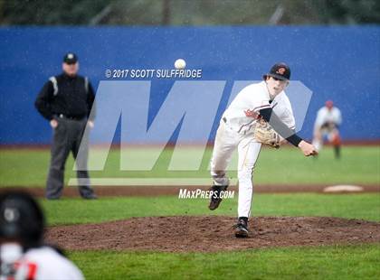 Thumbnail 1 in South Medford @ Roseburg photogallery.