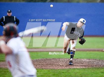 Thumbnail 1 in South Medford @ Roseburg photogallery.