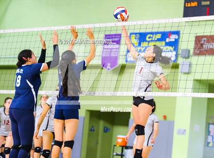 Thumbnail 2 in Valley Academy of Arts & Sciences vs Central City Value (CIF LACS D3 Final) photogallery.