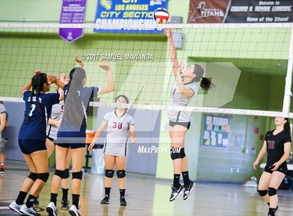 Thumbnail 3 in Valley Academy of Arts & Sciences vs Central City Value (CIF LACS D3 Final) photogallery.