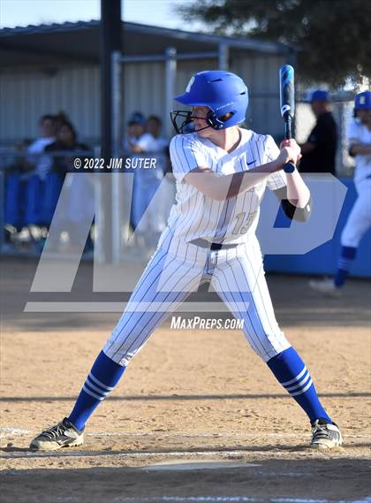 Thumbnail 2 in Rockdale vs Florence photogallery.