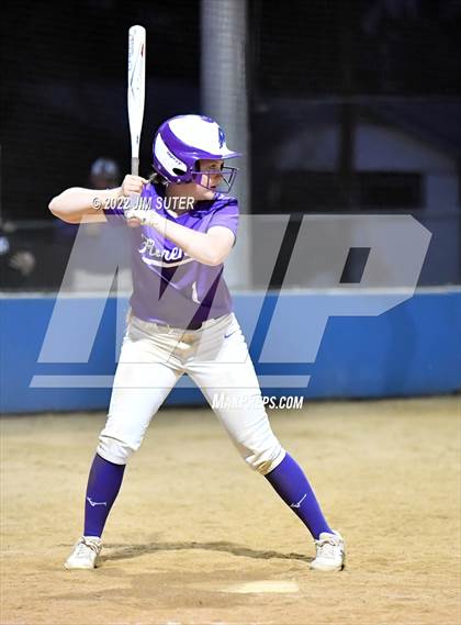Thumbnail 3 in Rockdale vs Florence photogallery.