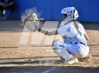 Thumbnail 2 in Rockdale vs Florence photogallery.