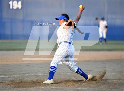 Thumbnail 2 in Rockdale vs Florence photogallery.