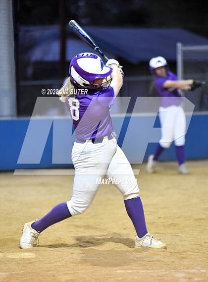 Thumbnail 3 in Rockdale vs Florence photogallery.