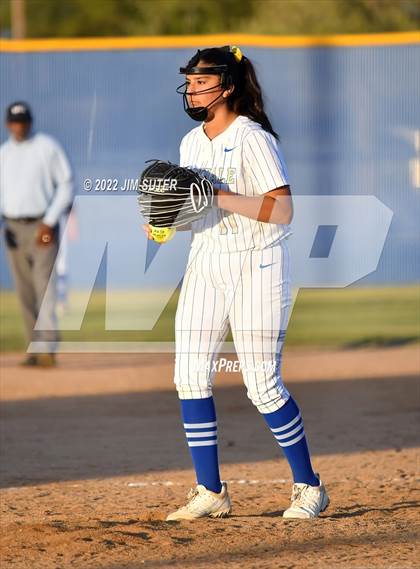 Thumbnail 3 in Rockdale vs Florence photogallery.