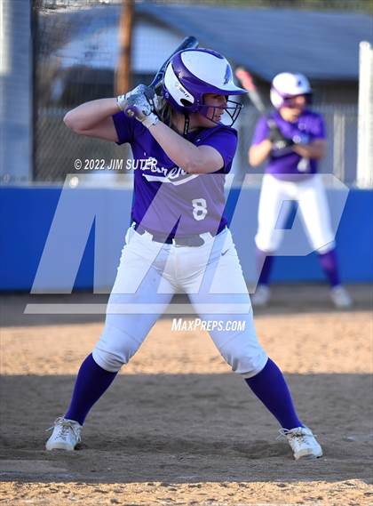 Thumbnail 3 in Rockdale vs Florence photogallery.