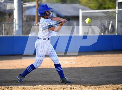 Thumbnail 1 in Rockdale vs Florence photogallery.