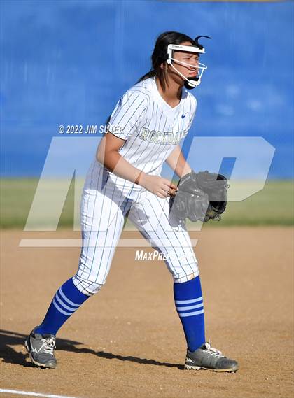 Thumbnail 2 in Rockdale vs Florence photogallery.