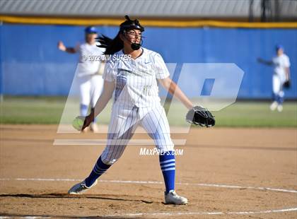 Thumbnail 3 in Rockdale vs Florence photogallery.