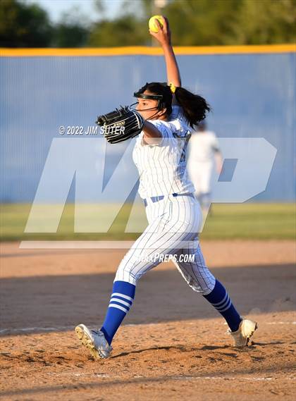 Thumbnail 2 in Rockdale vs Florence photogallery.