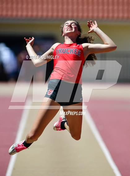 Thumbnail 1 in West Valley Invitational photogallery.