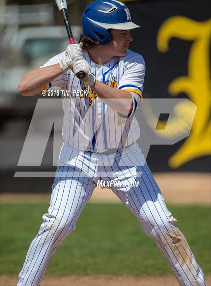 Thumbnail 3 in Reed vs. Newberg photogallery.