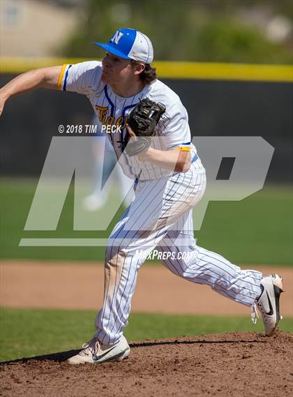 Thumbnail 2 in Reed vs. Newberg photogallery.