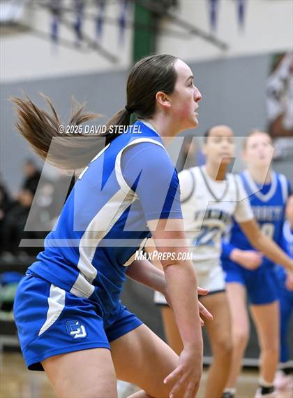 Thumbnail 2 in La Jolla Country Day vs. Pleasant Valley (St. Mary's MLK Classic) photogallery.