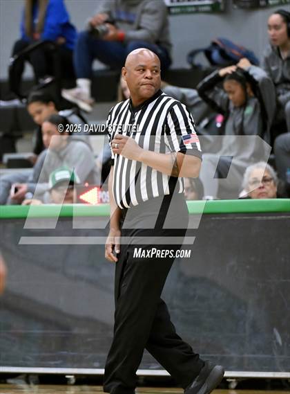Thumbnail 2 in La Jolla Country Day vs. Pleasant Valley (St. Mary's MLK Classic) photogallery.