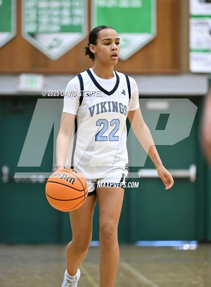 Thumbnail 3 in La Jolla Country Day vs. Pleasant Valley (St. Mary's MLK Classic) photogallery.