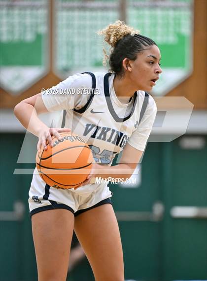 Thumbnail 2 in La Jolla Country Day vs. Pleasant Valley (St. Mary's MLK Classic) photogallery.