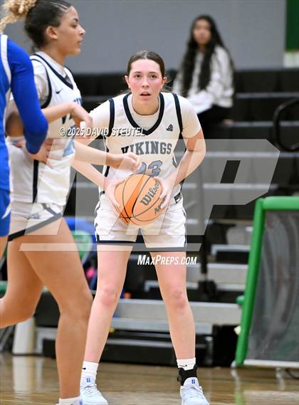 Thumbnail 1 in La Jolla Country Day vs. Pleasant Valley (St. Mary's MLK Classic) photogallery.
