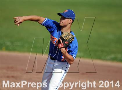 Thumbnail 1 in Chester vs. Haldane (NYSPHSAA Class C Regional Semifinal) photogallery.