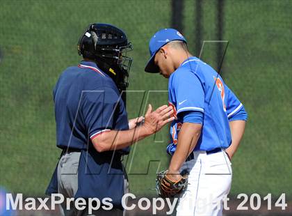 Thumbnail 1 in Chester vs. Haldane (NYSPHSAA Class C Regional Semifinal) photogallery.