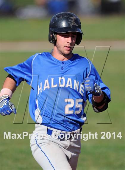 Thumbnail 2 in Chester vs. Haldane (NYSPHSAA Class C Regional Semifinal) photogallery.