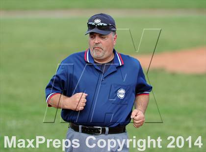 Thumbnail 2 in Chester vs. Haldane (NYSPHSAA Class C Regional Semifinal) photogallery.