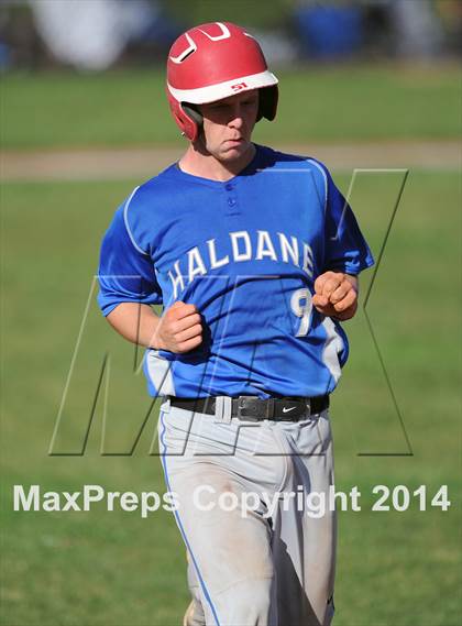 Thumbnail 1 in Chester vs. Haldane (NYSPHSAA Class C Regional Semifinal) photogallery.