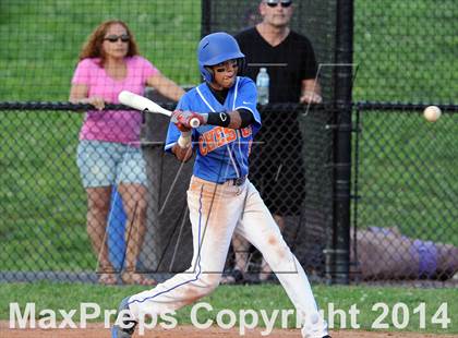 Thumbnail 1 in Chester vs. Haldane (NYSPHSAA Class C Regional Semifinal) photogallery.