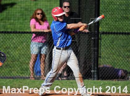 Thumbnail 2 in Chester vs. Haldane (NYSPHSAA Class C Regional Semifinal) photogallery.