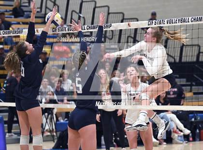 Thumbnail 3 in Valley Christian vs. Palos Verdes (CIF State D1 Final) photogallery.