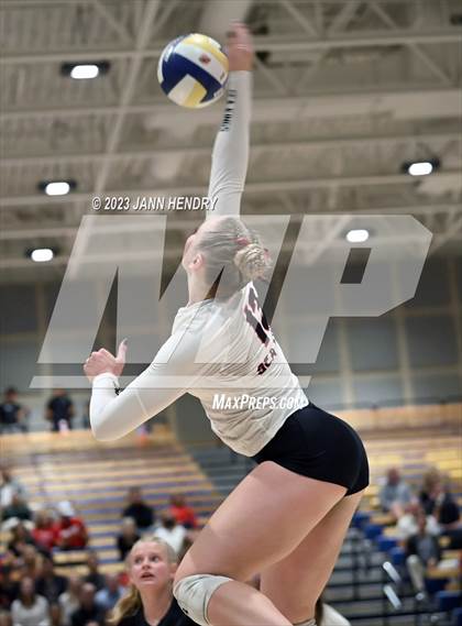 Thumbnail 3 in Valley Christian vs. Palos Verdes (CIF State D1 Final) photogallery.
