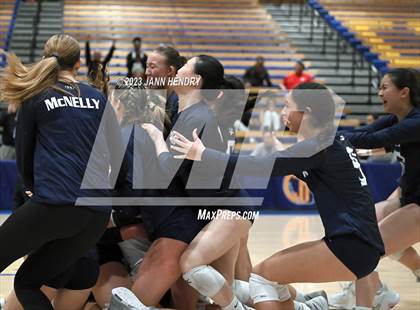 Thumbnail 3 in Valley Christian vs. Palos Verdes (CIF State D1 Final) photogallery.
