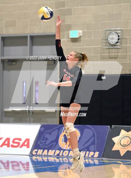 Thumbnail 1 in Valley Christian vs. Palos Verdes (CIF State D1 Final) photogallery.