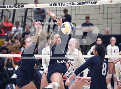 Thumbnail 1 in Valley Christian vs. Palos Verdes (CIF State D1 Final) photogallery.