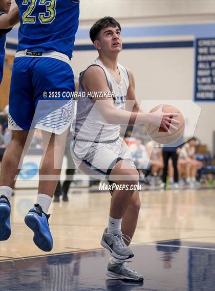 Thumbnail 1 in Muir @ Crescenta Valley photogallery.