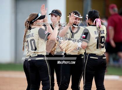 Thumbnail 2 in Keller Central vs Fossil Ridge photogallery.