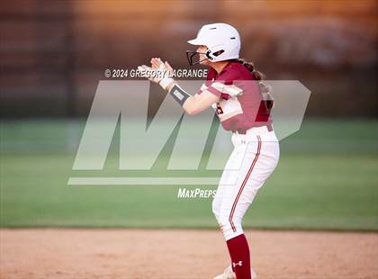 Thumbnail 2 in Keller Central vs Fossil Ridge photogallery.