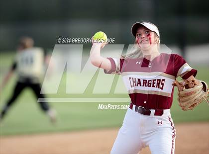 Thumbnail 2 in Keller Central vs Fossil Ridge photogallery.