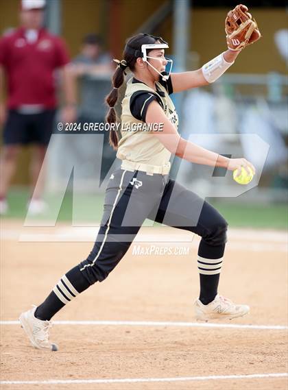 Thumbnail 3 in Keller Central vs Fossil Ridge photogallery.