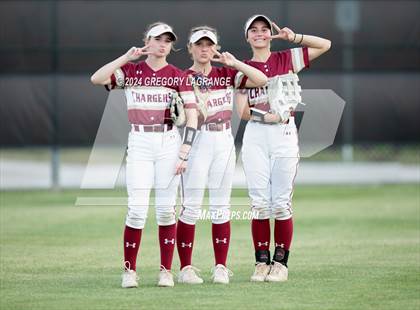 Thumbnail 2 in Keller Central vs Fossil Ridge photogallery.