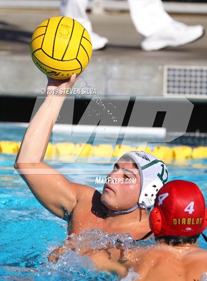 Thumbnail 2 in Eagle Rock vs. Mission Viejo (CIF SoCal Regional D3 Semifinal) photogallery.