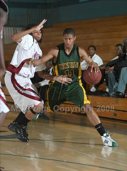 Thumbnail 2 in Natomas vs. Kennedy (Sheldon Winter Classic) photogallery.