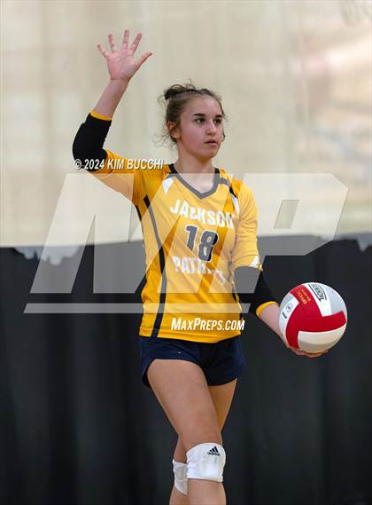 Thumbnail 3 in Indy Genesis HomeSchool vs Jackson HomeSchool (Midwest Volleyball Classic) photogallery.