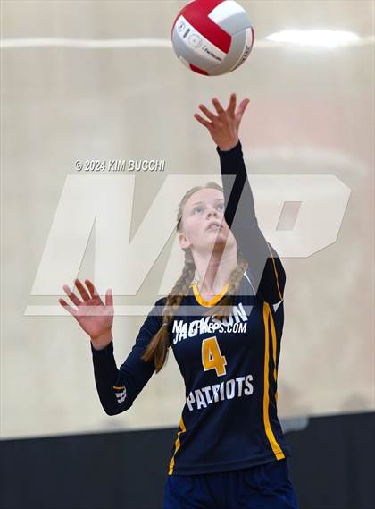 Thumbnail 1 in Indy Genesis HomeSchool vs Jackson HomeSchool (Midwest Volleyball Classic) photogallery.