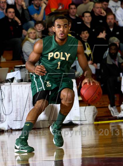 Thumbnail 1 in Whitney Young vs Long Beach Poly (Spalding Hoophall Classic) photogallery.